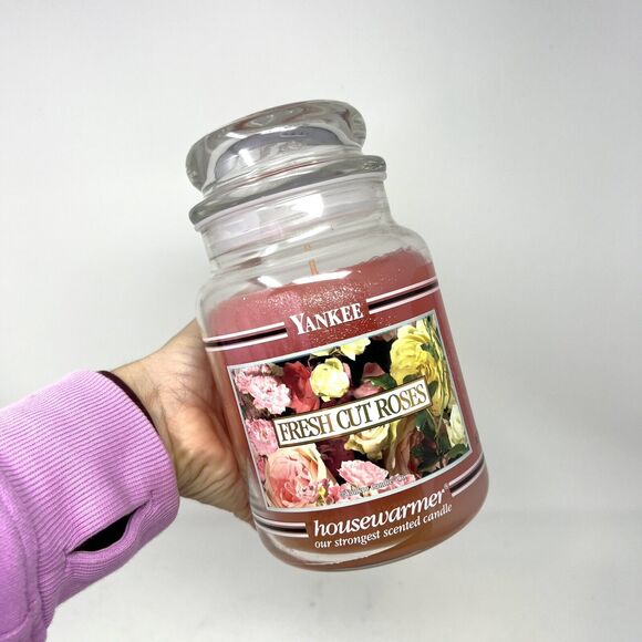 New Yankee Candle Fresh Cut Roses Scented, 22oz Single Wick Candle Large Jar - Picture 1 of 6